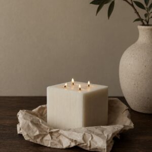 The House Candle | Signature